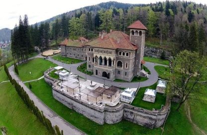 imagine - EXCURSIE DE O ZI PE VALEA PRAHOVEI COMARNIC, BUSTENI SI SINAIA