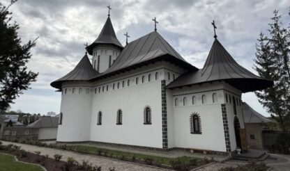 imagine - 2 ZILE DE PELERINAJ LA SF. PARASCHEVA ȘI  MANASTIRI CU HAR DIN Jud Neamț