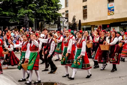imagine - „2 Zile de Răsfăț: Festivalul Trandafirilor, acolo unde legenda prinde viață”